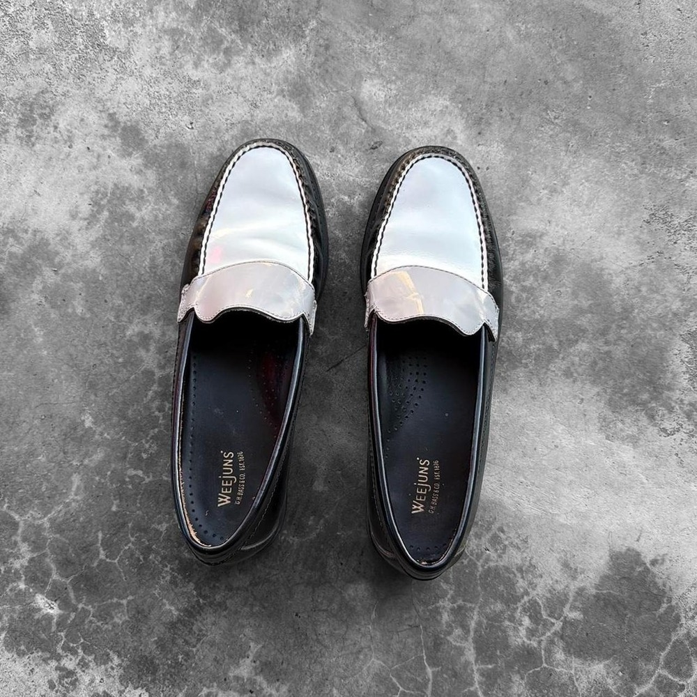 Vintage GH BASS & CO WEEJUNS  patent leather loafers shoes  Women's size 7.5